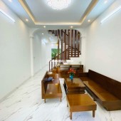 P/Lô oto nội thất V.I.P ở ngay gần Quang Trung, Hà Đông, dt 45mX4T, mt 4M, gần 9TỶ
